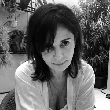 Portrait of Ersi Sotiropoulou.